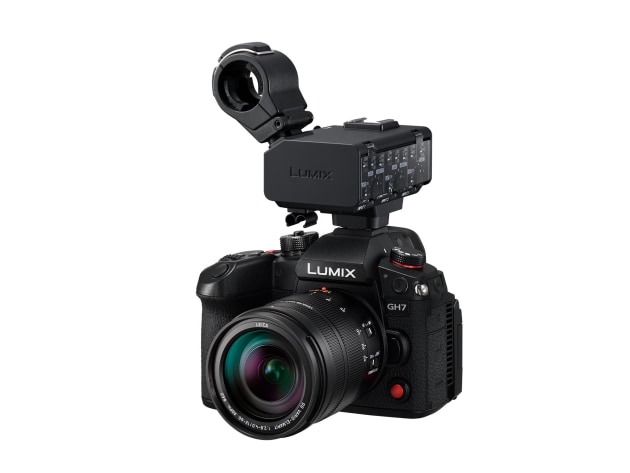 First Look: The videographer's run & gun workhorse - the Panasonic GH7 ...