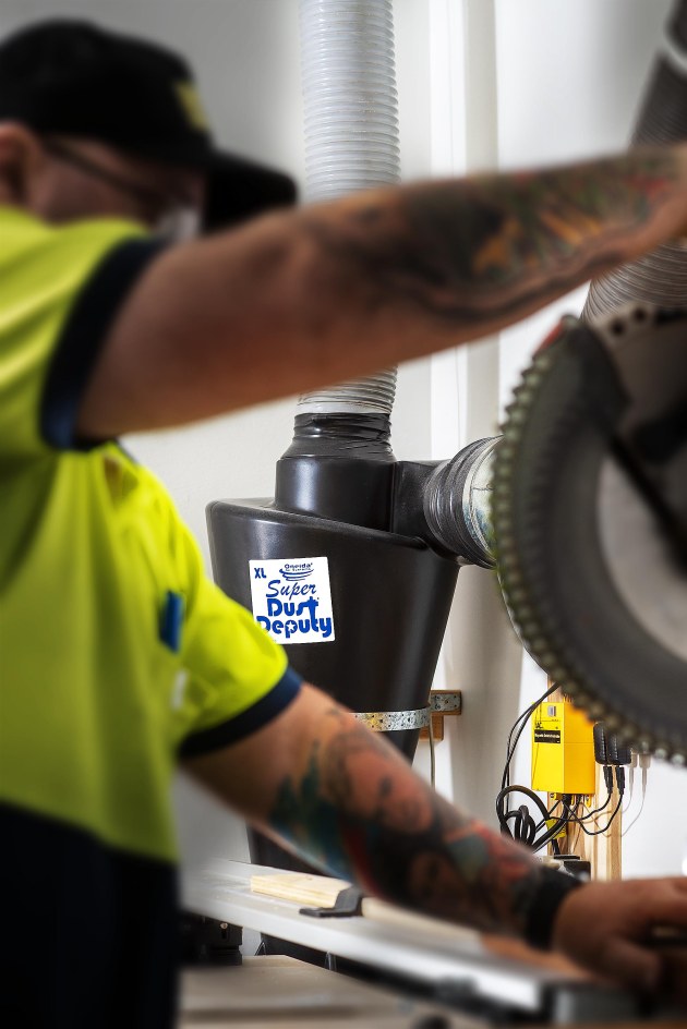 Free dust extraction and "share your setup" comp Australian