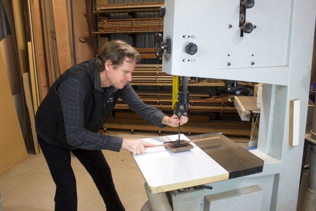 Sharpening outlet bandsaw blades