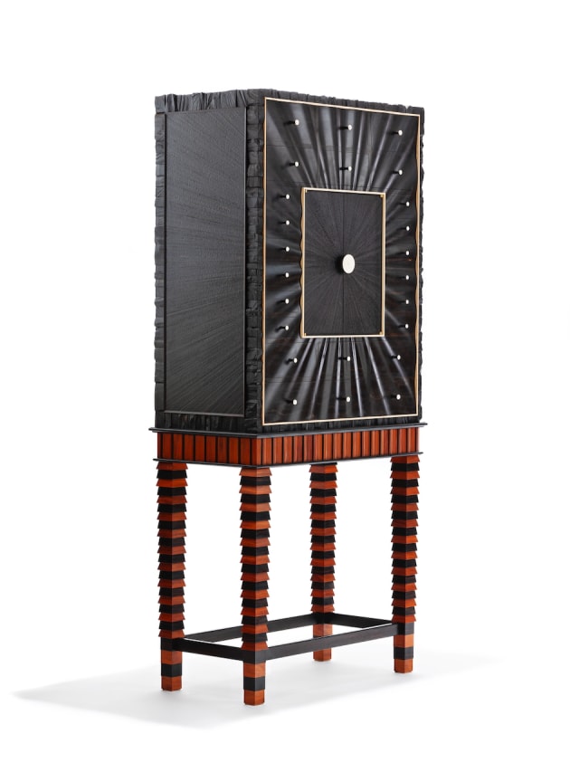 cosmos-cabinet2jeppe-gudmundsen-holmgreen