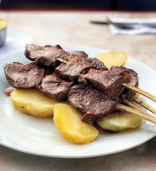 ANTICUCHOS