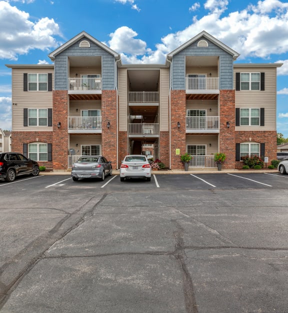 Vance Station Apartments in Valley Park, MO