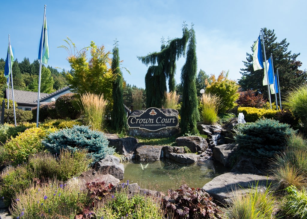 Crown Court Apartments In Clackamas Or