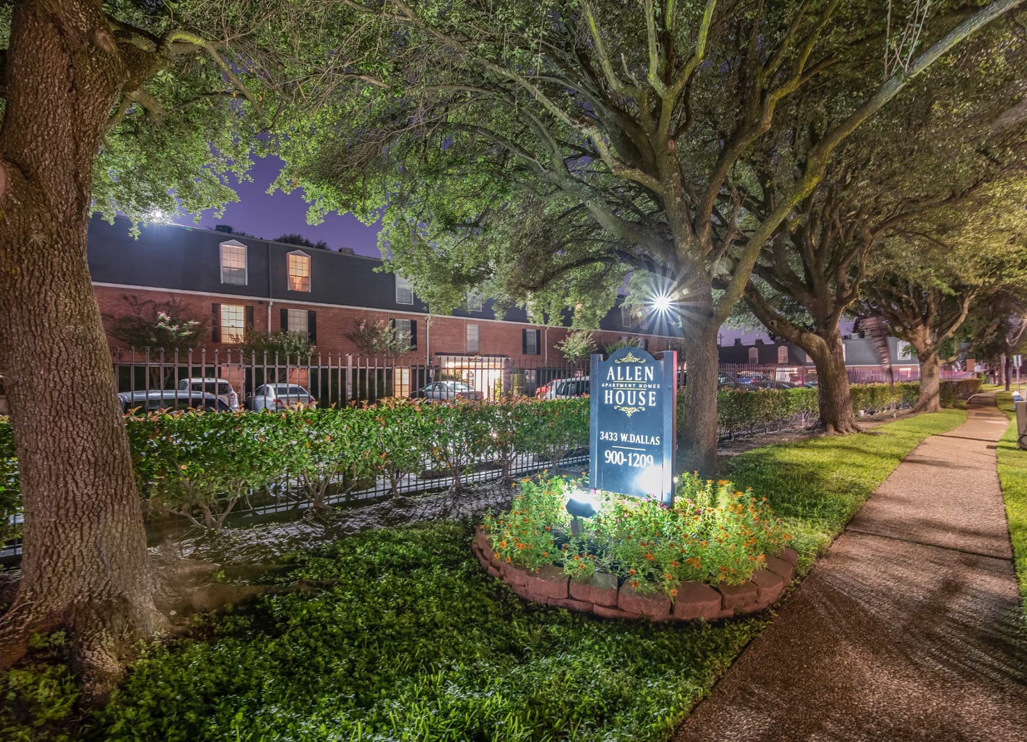 Allen House Montrose, Houston Apartments for Rent Photo Gallery