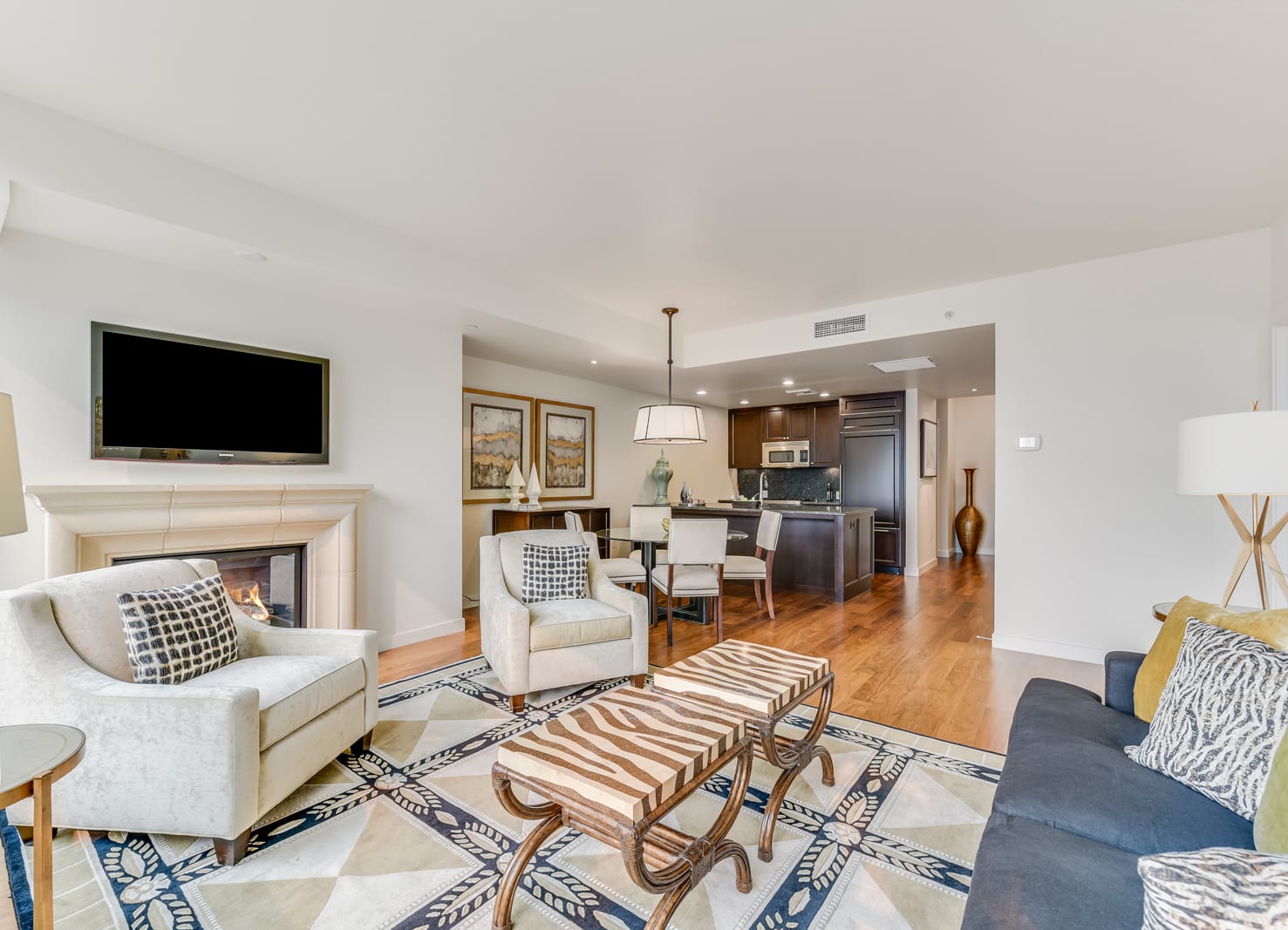 The Bravern Luxury Apartments for Rent in Bellevue, WA Photos