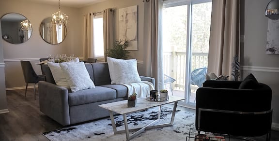 Apartments In North Indianapolis Pickwick Farms Apartments