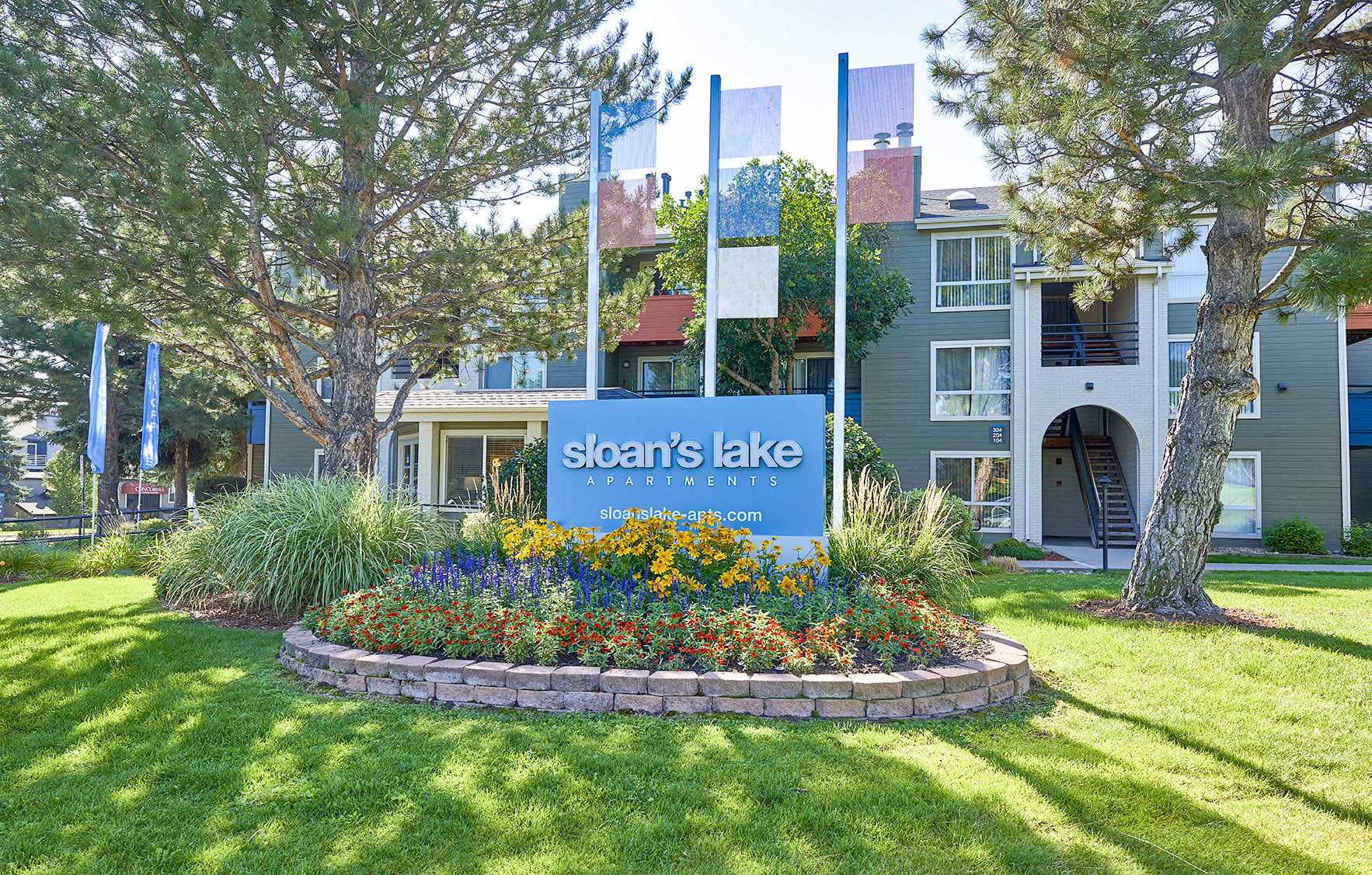 Apartments in Lakewood, CO Sloan’s Lake Apartments