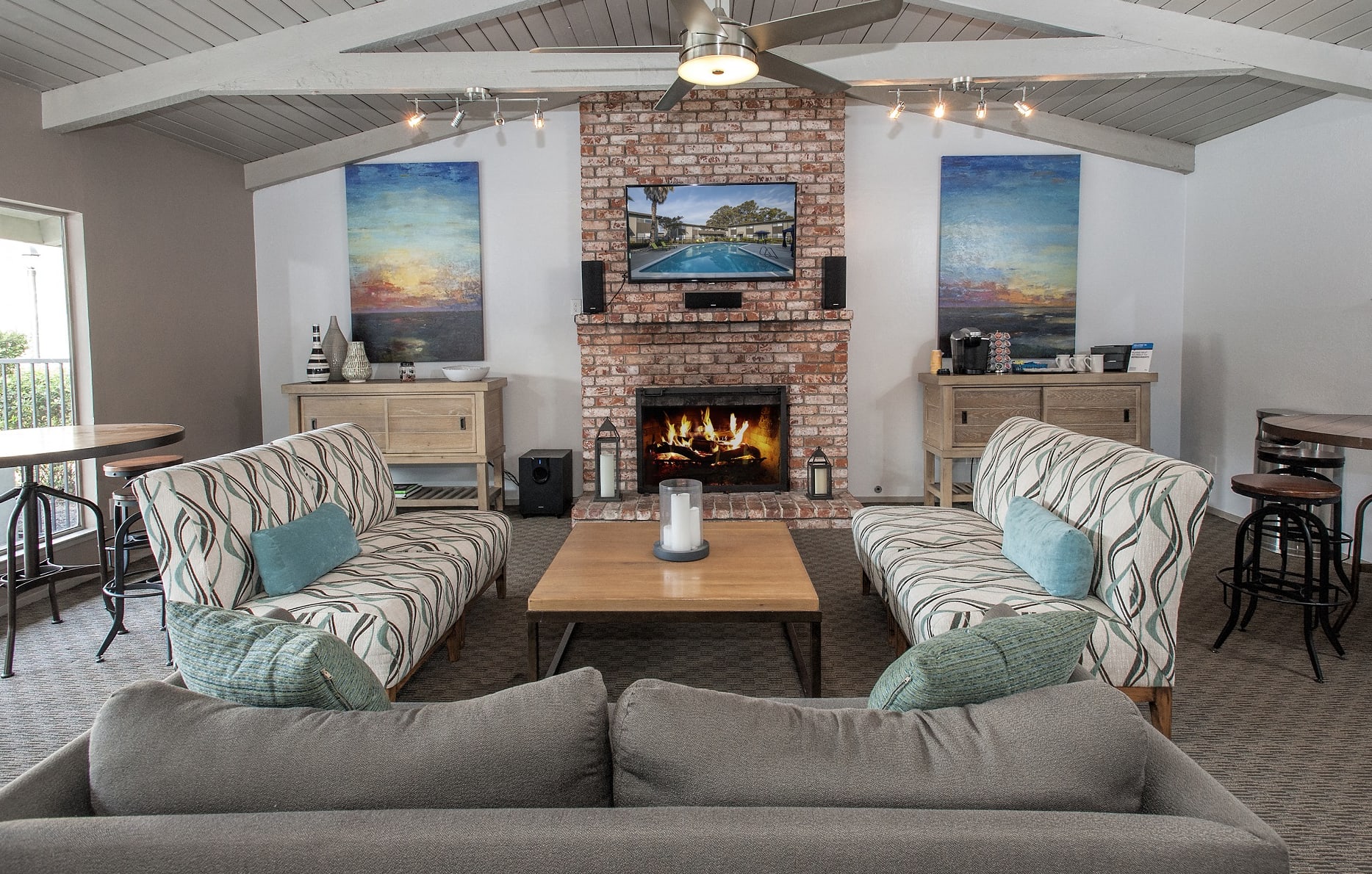 Apartments in Monterey, CA Monterey Townhouse