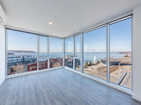 Panoramic View from 10 Clay Apartments