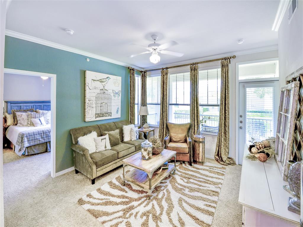 Cypress Lake At Stonebriar Apartments In Frisco Tx