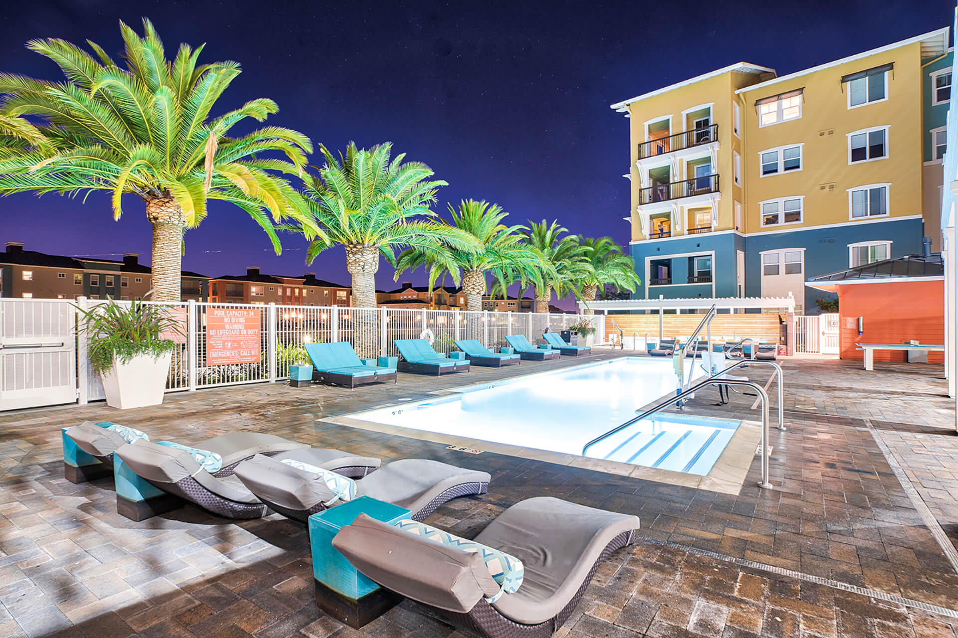 Blu Harbor by Windsor Apartments for Rent in Redwood City Photos