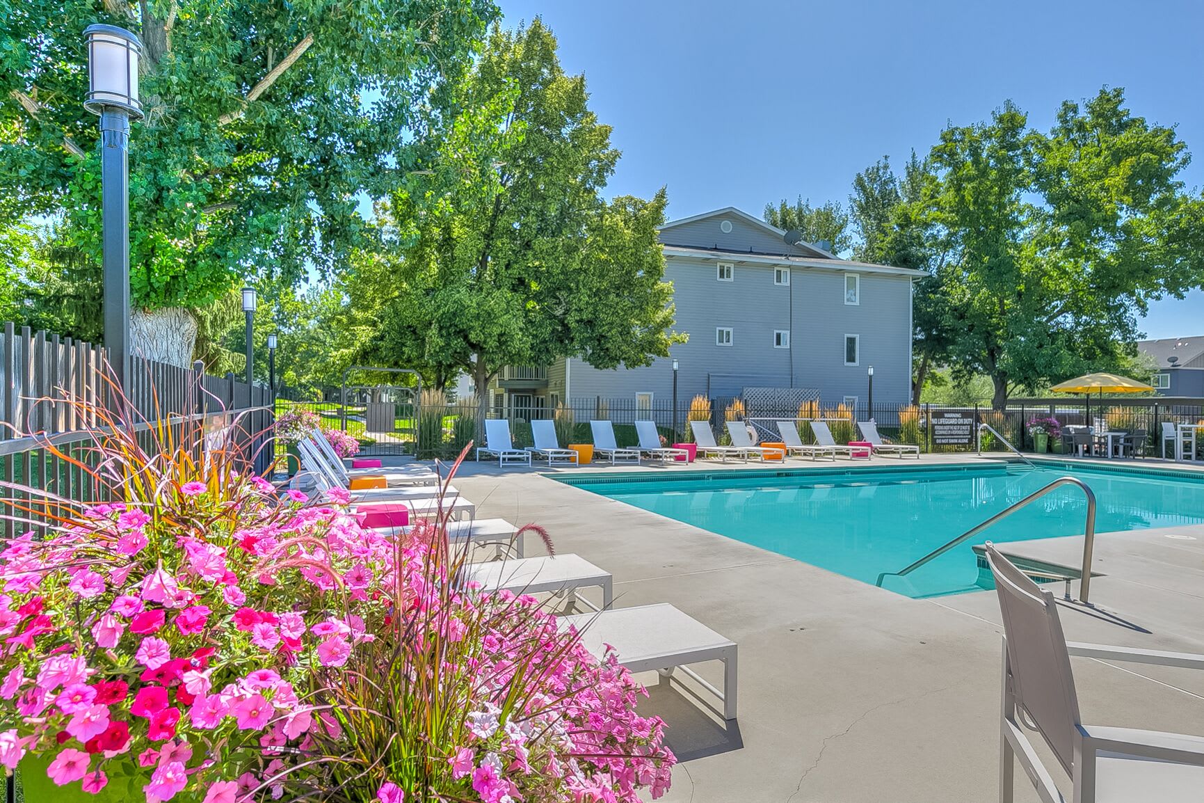 Rosewood & Rosewood Premier | Apartments in Boise, ID