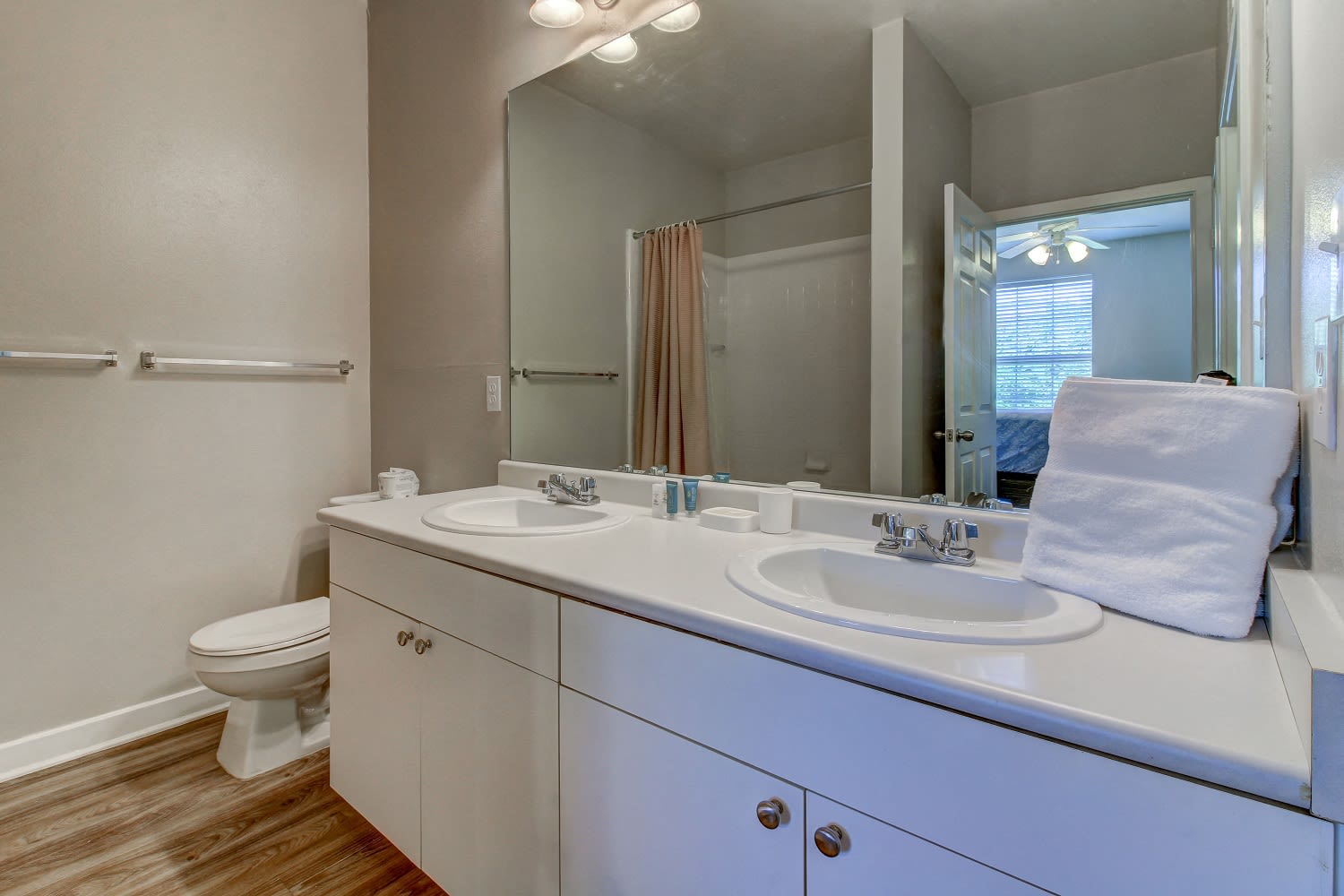 Luxury Apartments for Rent in New Orleans, LA The Saulet