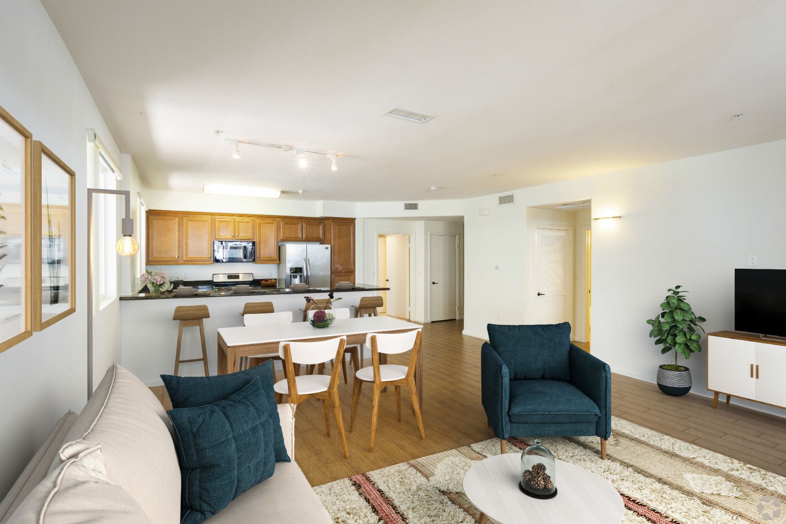 Apartments in West Hills, Los Angeles Le Blanc Apartments