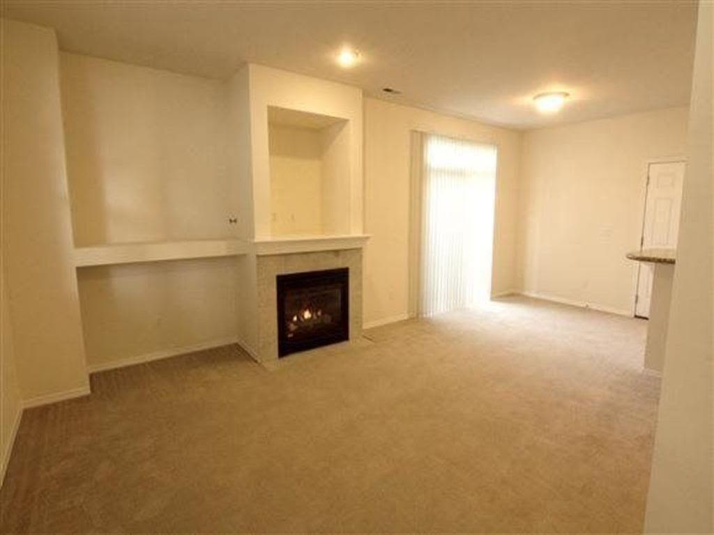 Photos and Video of Washington Court Apartments in Sumner, WA