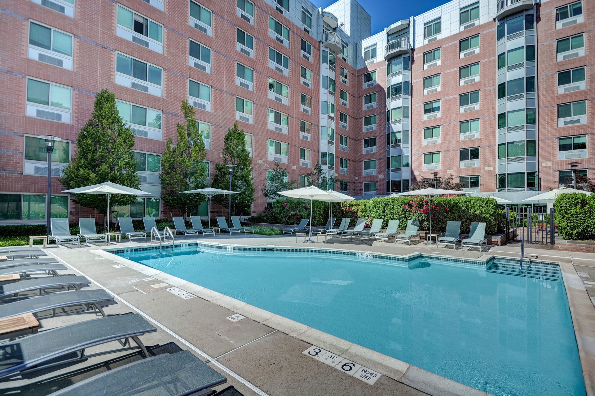 Windsor at The Gramercy White Plains, NY Apartments Brochure