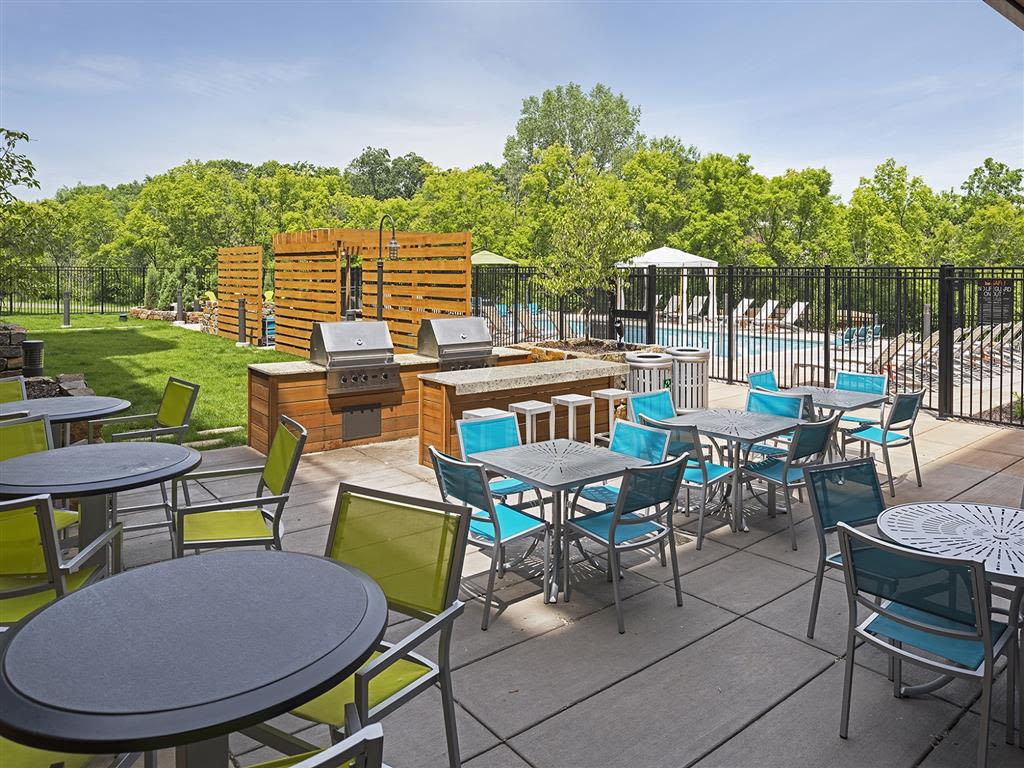 Photos And Video Of Be Axon Green Apartments And Community In Minneapolis