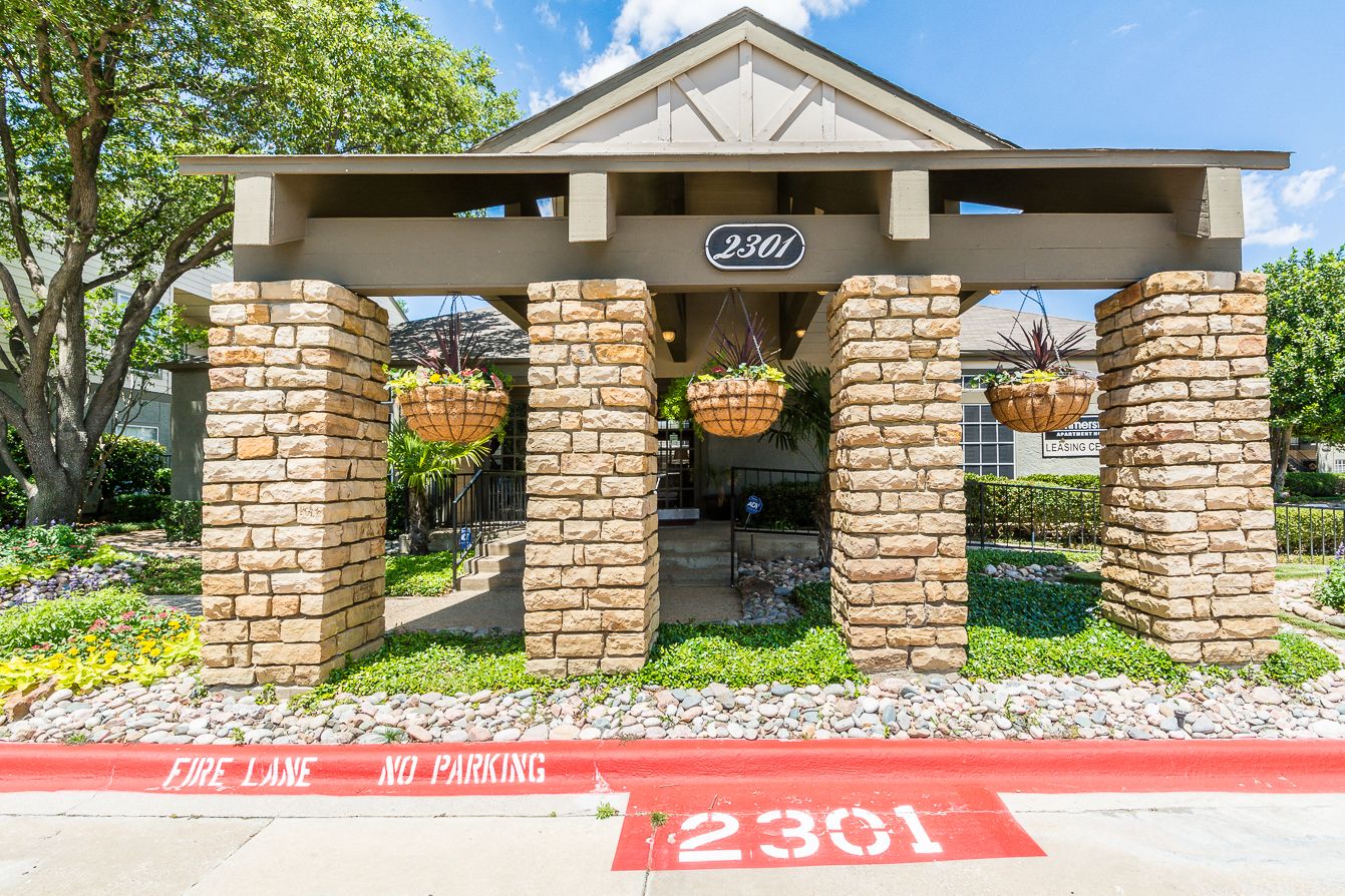 Photos and Video of Summerstone Apartments in Bedford, TX