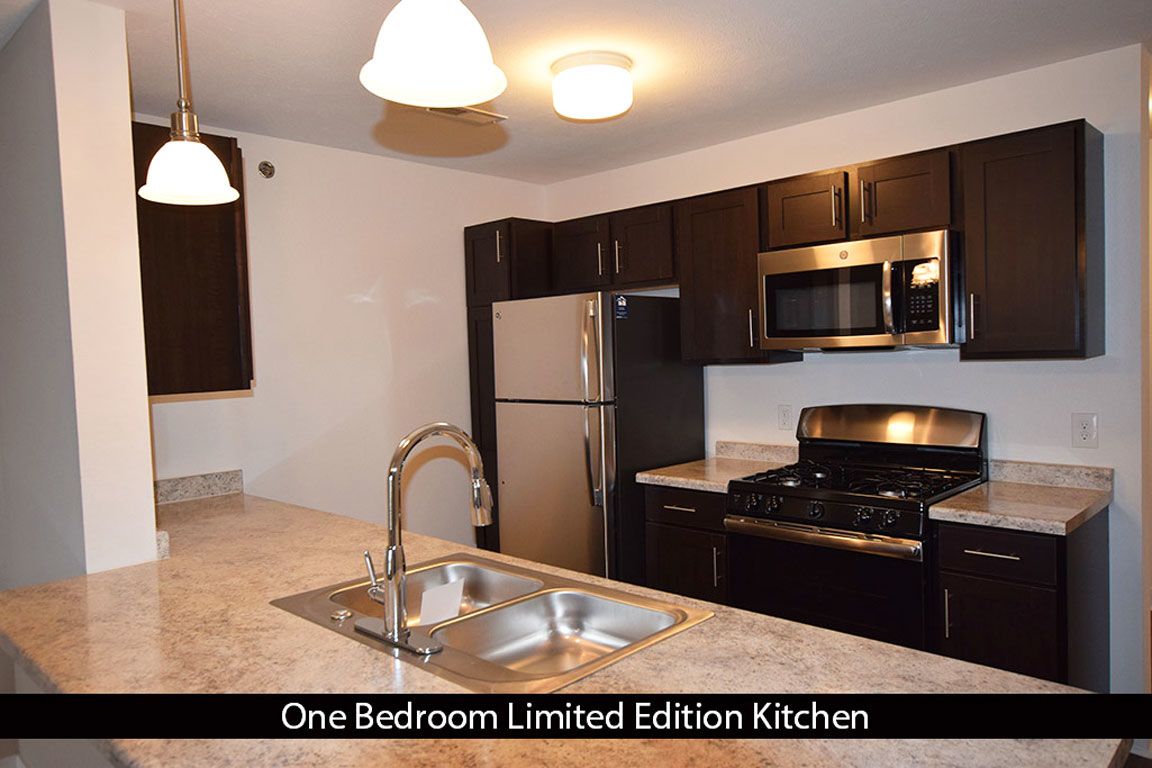 Maize, KS Apartments Copper Creek Apartment Homes Photos