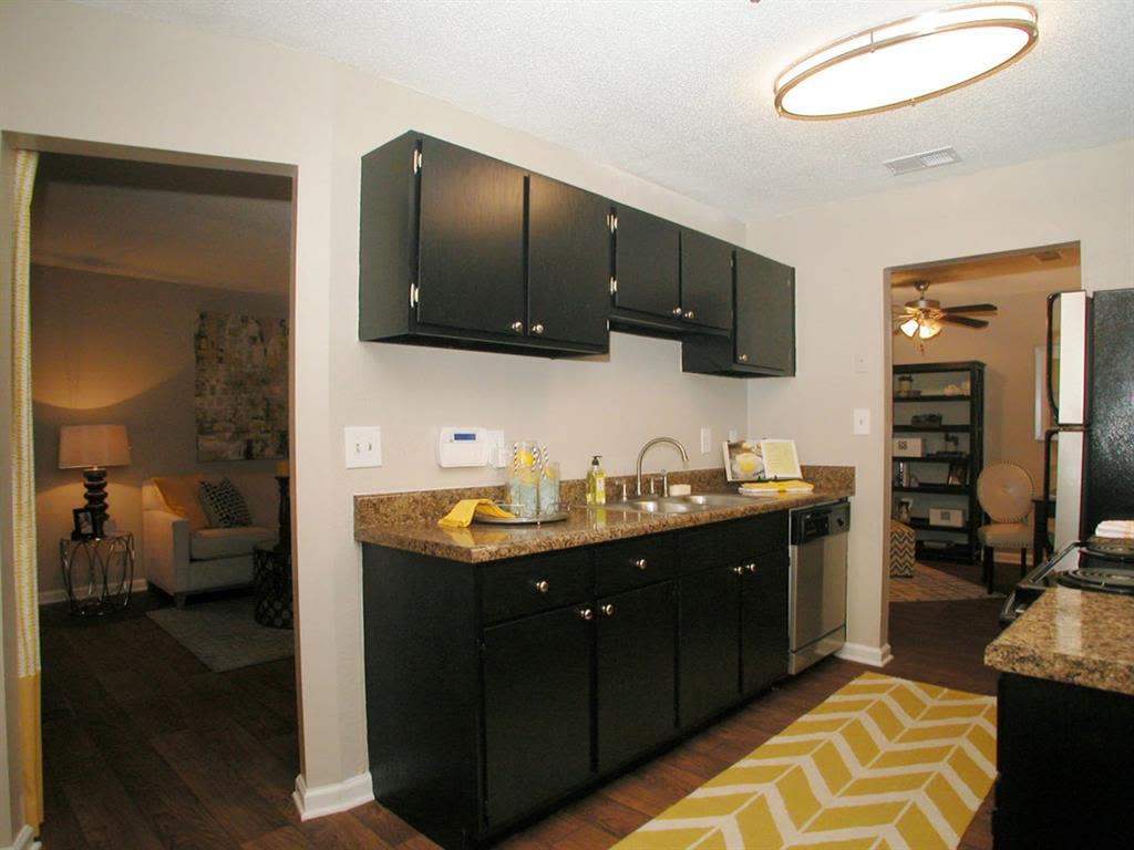 Photos and Video of SoCO Apartments at Vinings in Smyrna, GA