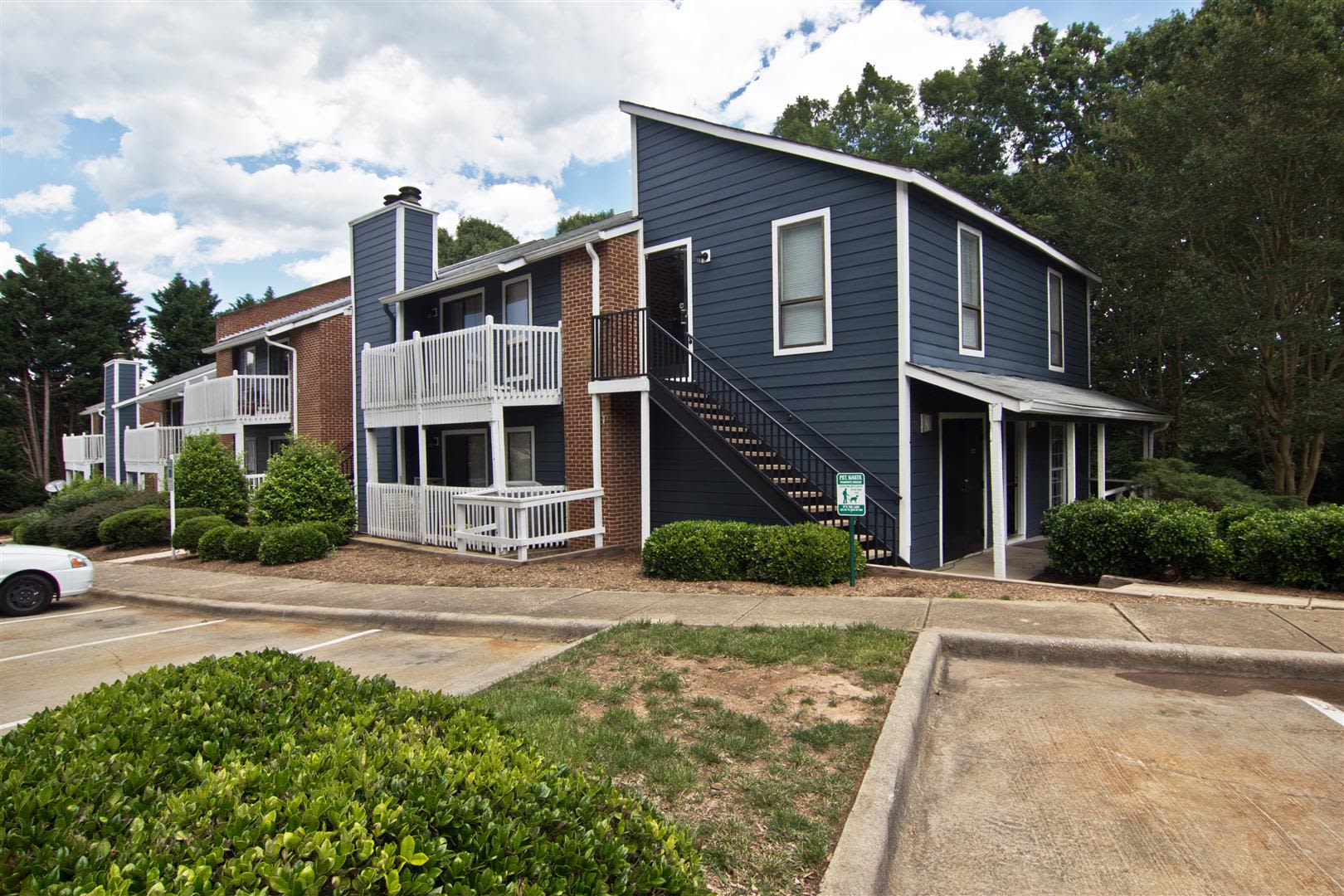 Apartments for Rent in Cary, NC Woodcreek Photo Gallery