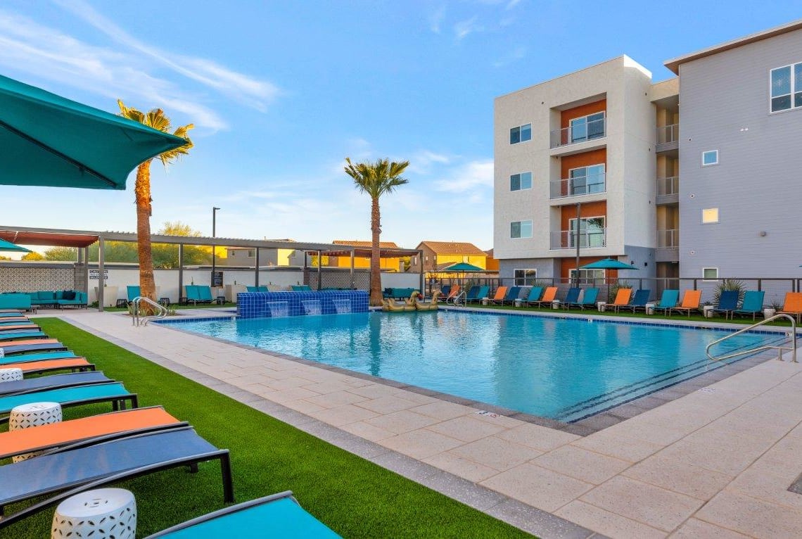 Apartments In Peoria Az Paradise At P83