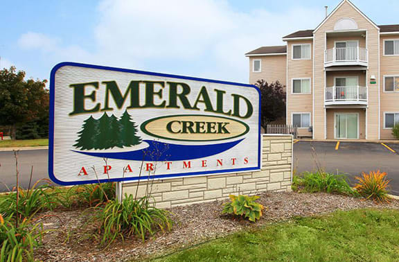Traverse City Apartments Emerald Creek Apartments
