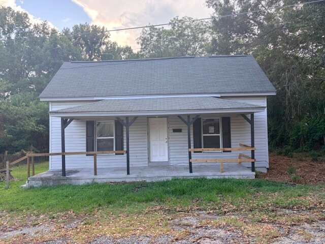 Property photo: 102 York St