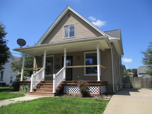 Property photo: 572 Clark St
