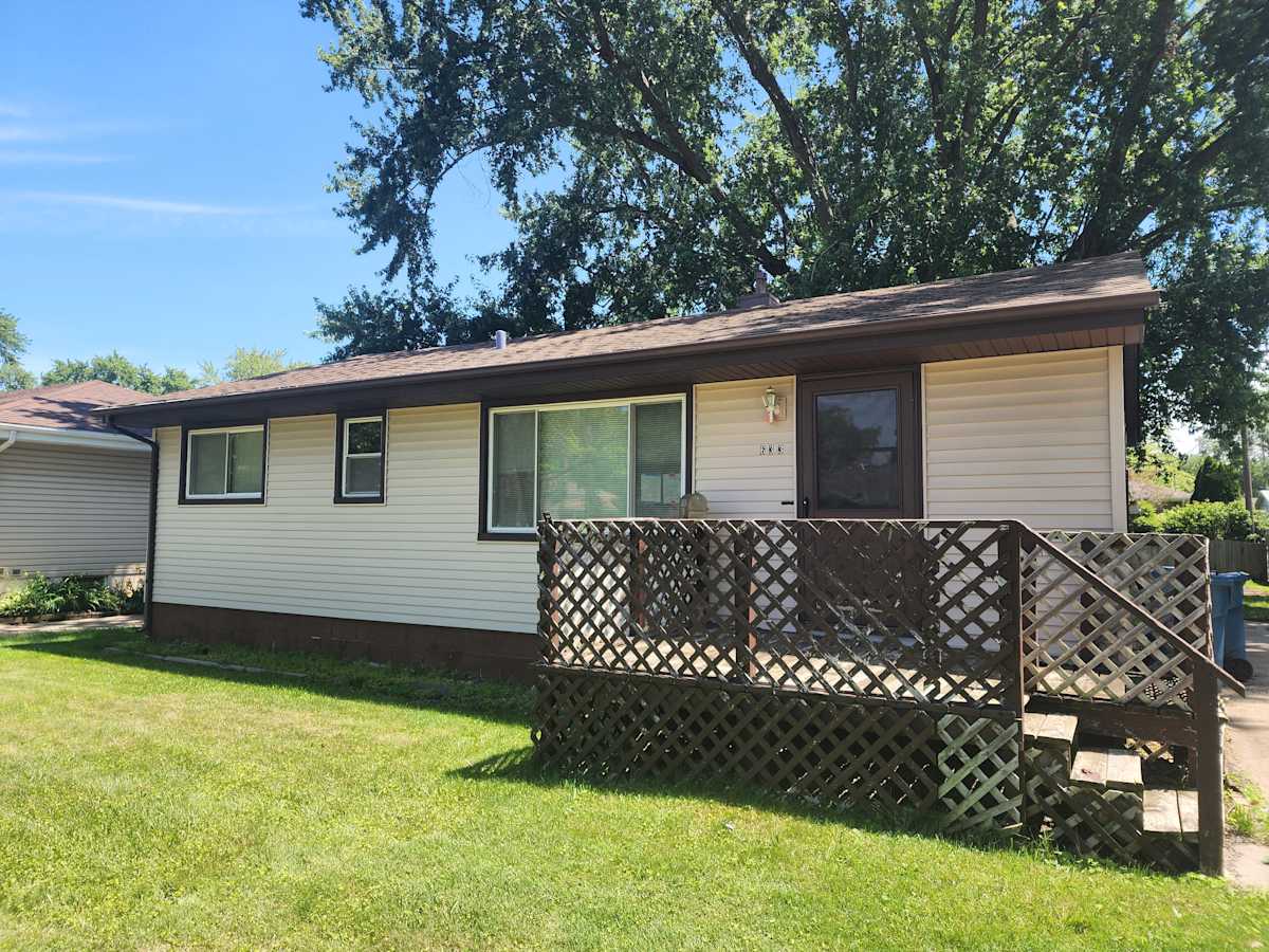 Property photo: 633 N Glenwood Ave