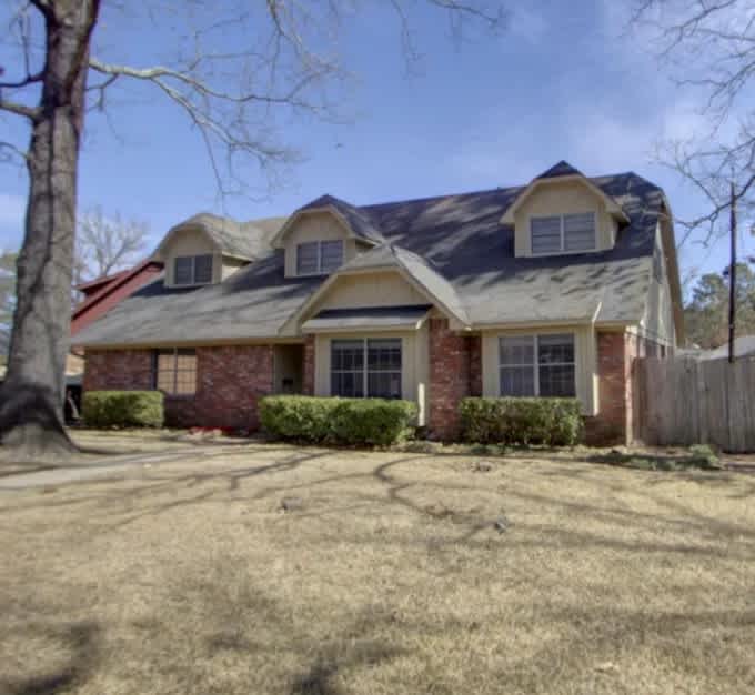 Property photo: 2 Woodcliff Dr