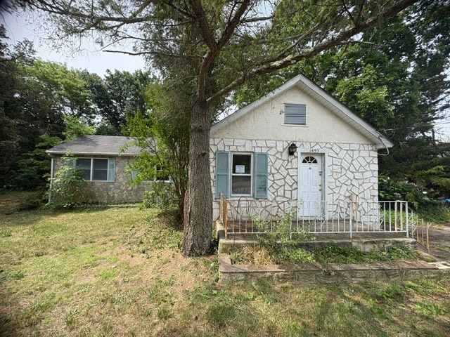 Property photo: 1459 Burleigh Ave