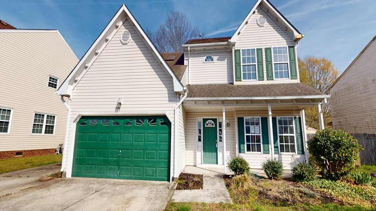 Property photo: 707 Indian Cedar Dr