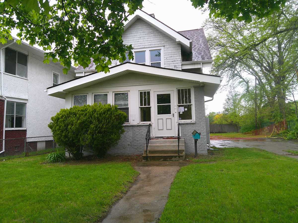 Property photo: 1401 Parkside Blvd