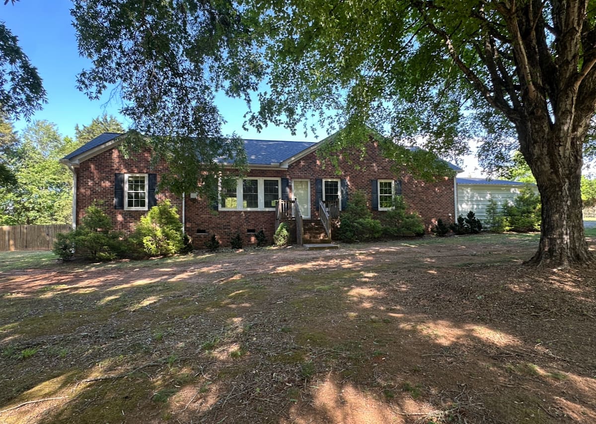 Property photo: 172 Jesse King Rd