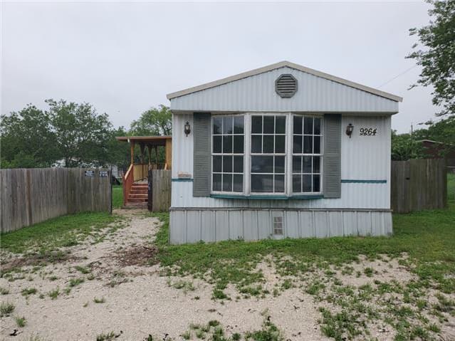 Property photo: 9264 Kilgore Dr # 1