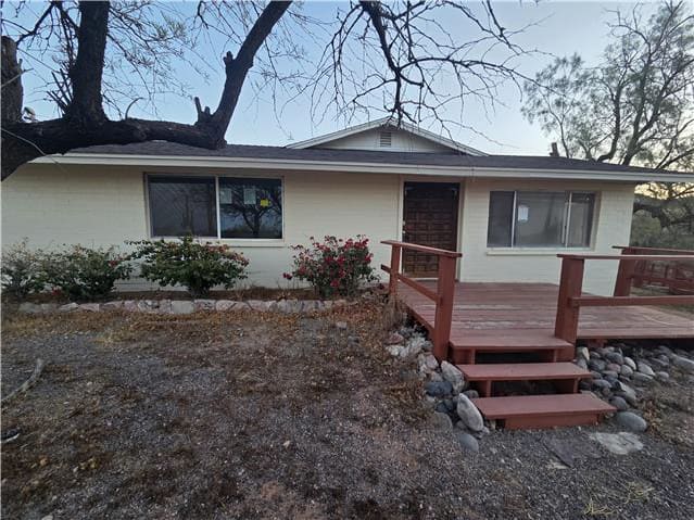Property photo: 1214 E Moon Vista S