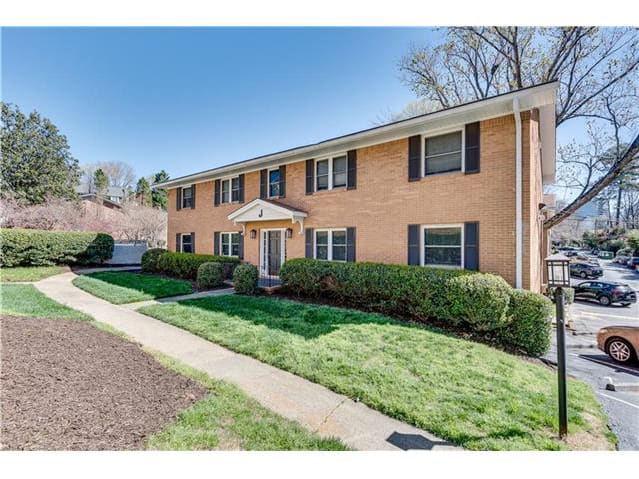 Property photo: 3510 Roswell Rd NW #H1