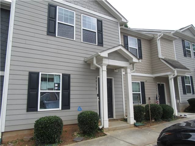 Property photo: 4038 Braxton Pl SW