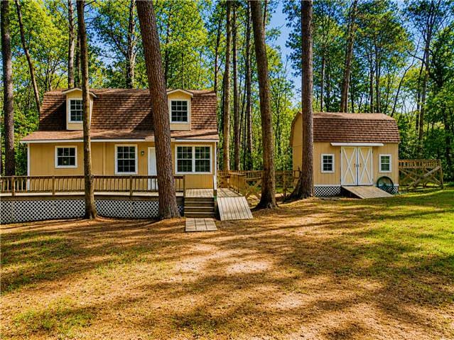 Property photo: 76 Corkwood Rd