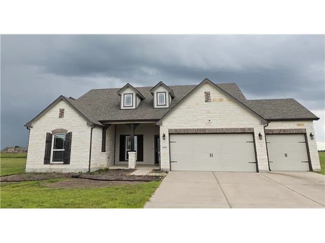 Property photo: 2450 Diamond D Dr