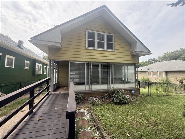 Property photo: 2832 Askew Ave