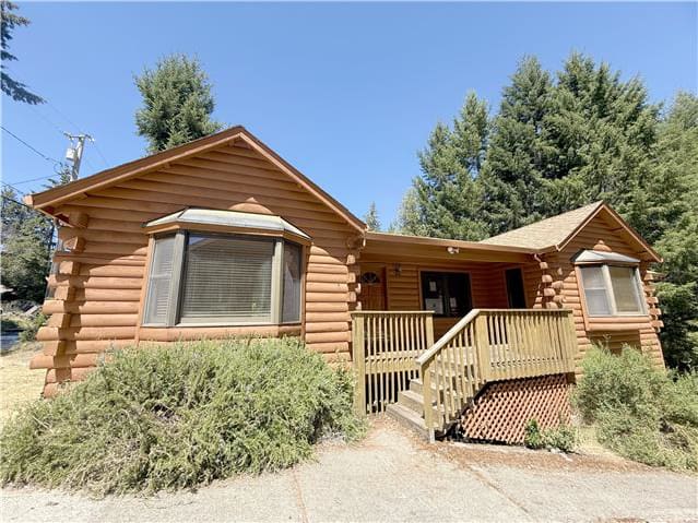 Property photo: 25517 Fairbanks Pl