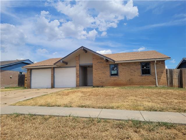 Property photo: 10012S Douglas Ave