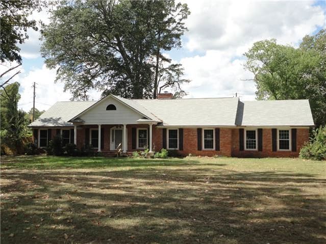 Property photo: 3720 Ryburn Rd