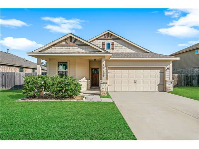 Property photo: 15137 Meadow Glen S