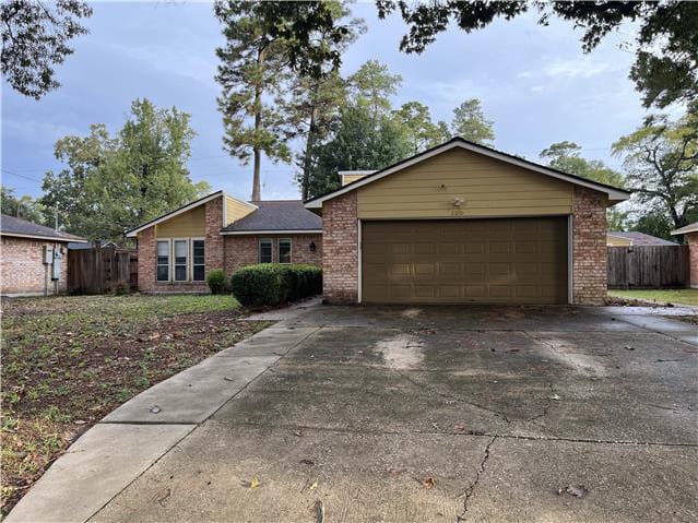 Property photo: 2019 Southwood Dr