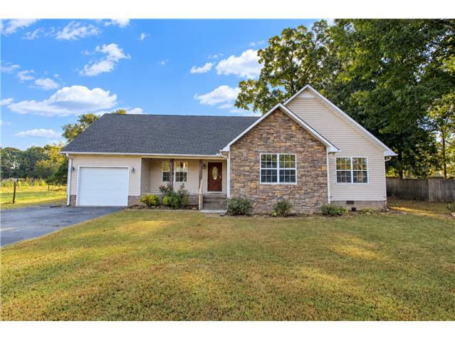 Property photo: 342 Tessa Circle