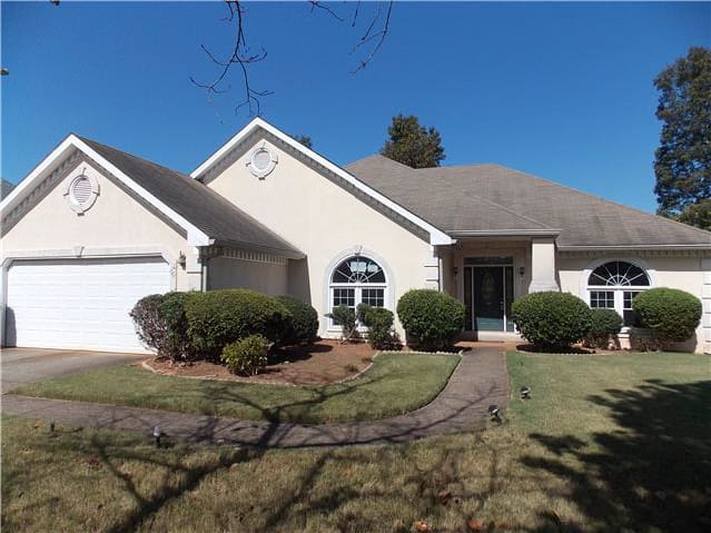 Property photo: 4260 Wyndham Park Dr