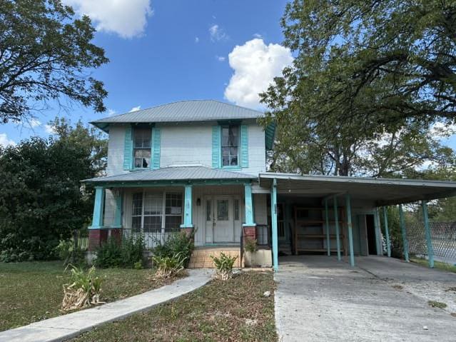 Property photo: 136 E Doughty St